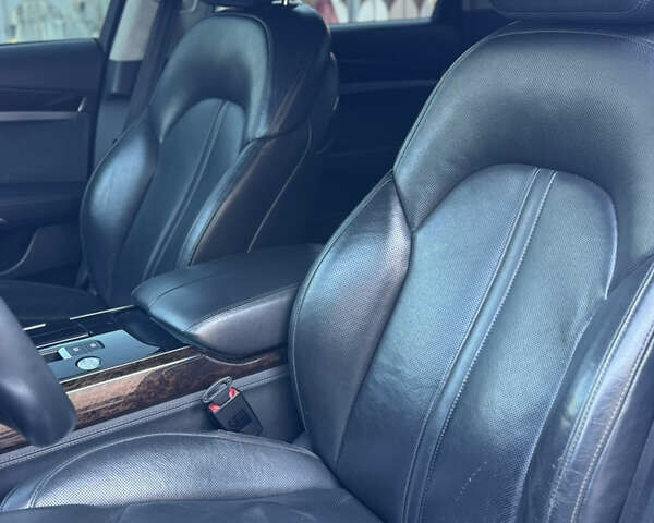 Сірий Ауді A8, об'ємом двигуна 4.13 л та пробігом 266 тис. км за 17900 $, фото 22 на Automoto.ua
