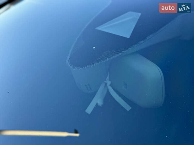 Сірий Ауді A8, об'ємом двигуна 4.13 л та пробігом 266 тис. км за 17900 $, фото 15 на Automoto.ua