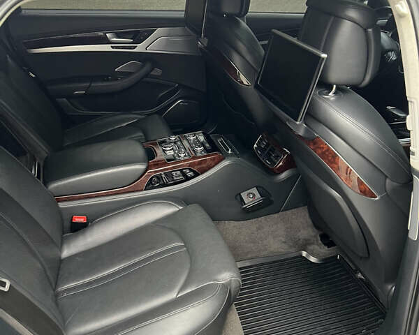 Серый Ауди А8, объемом двигателя 3 л и пробегом 147 тыс. км за 19900 $, фото 23 на Automoto.ua