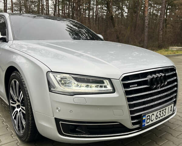 Серый Ауди А8, объемом двигателя 3 л и пробегом 147 тыс. км за 19900 $, фото 2 на Automoto.ua