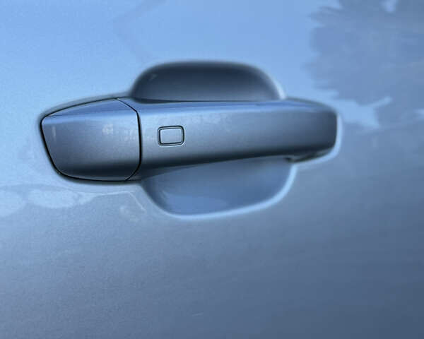 Сірий Ауді A8, об'ємом двигуна 4.13 л та пробігом 266 тис. км за 17900 $, фото 14 на Automoto.ua