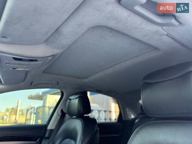 Сірий Ауді A8, об'ємом двигуна 4.13 л та пробігом 266 тис. км за 17900 $, фото 29 на Automoto.ua
