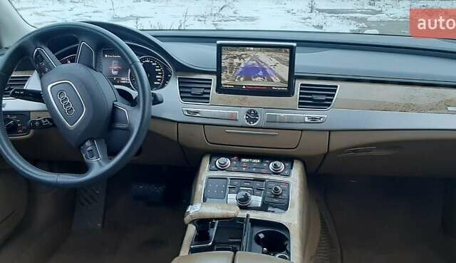 Сірий Ауді A8, об'ємом двигуна 6.3 л та пробігом 170 тис. км за 30000 $, фото 5 на Automoto.ua