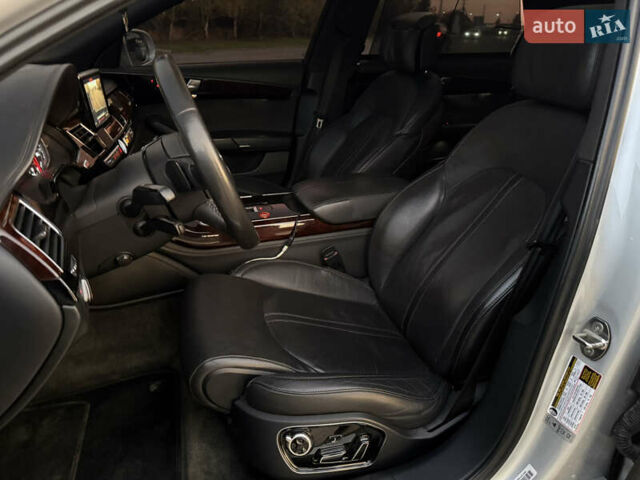 Серый Ауди А8, объемом двигателя 3 л и пробегом 251 тыс. км за 15000 $, фото 9 на Automoto.ua