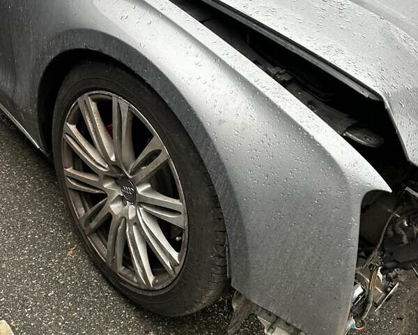 Серый Ауди А8, объемом двигателя 3 л и пробегом 193 тыс. км за 9950 $, фото 4 на Automoto.ua
