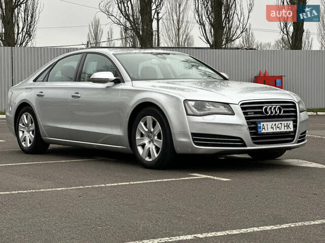 Серый Ауди А8, объемом двигателя 3 л и пробегом 249 тыс. км за 10800 $, фото 2 на Automoto.ua