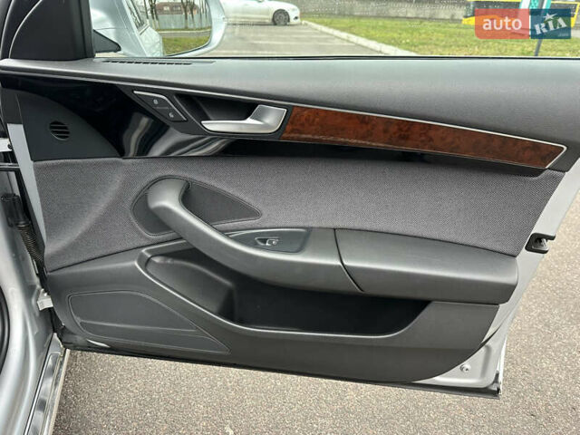 Серый Ауди А8, объемом двигателя 3 л и пробегом 249 тыс. км за 10800 $, фото 13 на Automoto.ua