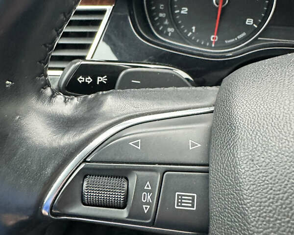 Серый Ауди А8, объемом двигателя 3 л и пробегом 249 тыс. км за 10800 $, фото 26 на Automoto.ua