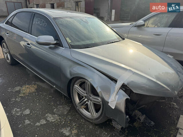 Серый Ауди А8, объемом двигателя 4 л и пробегом 184 тыс. км за 10500 $, фото 2 на Automoto.ua