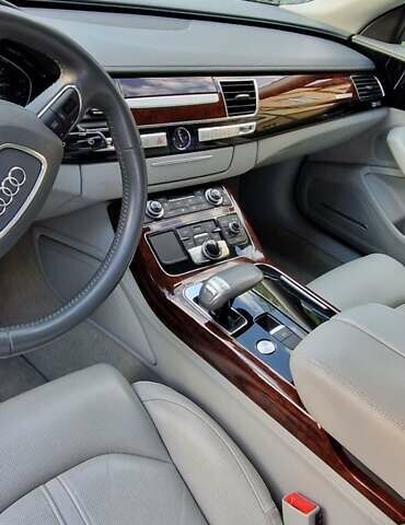 Серый Ауди А8, объемом двигателя 3 л и пробегом 73 тыс. км за 26000 $, фото 8 на Automoto.ua