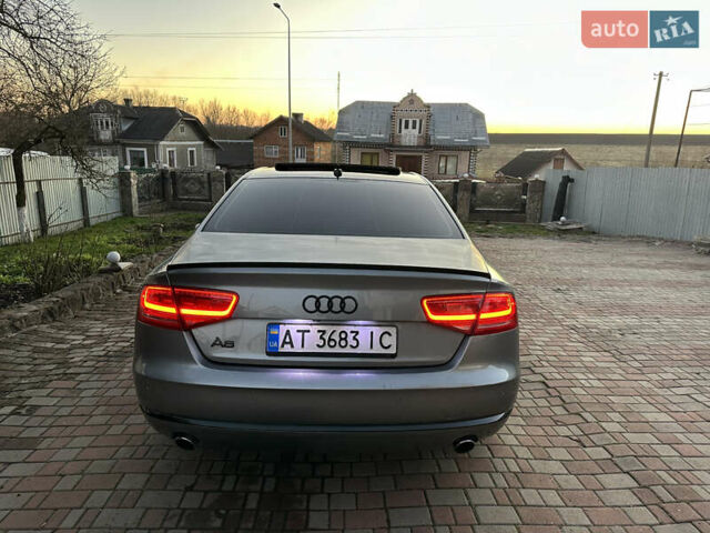 Серый Ауди А8, объемом двигателя 2.97 л и пробегом 267 тыс. км за 26500 $, фото 24 на Automoto.ua