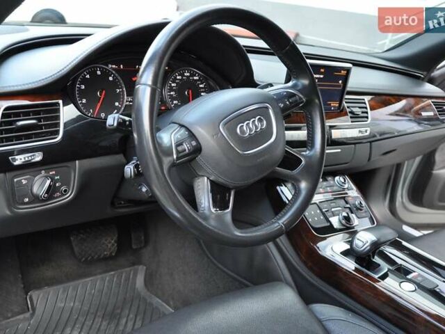 Серый Ауди А8, объемом двигателя 3 л и пробегом 214 тыс. км за 20900 $, фото 33 на Automoto.ua