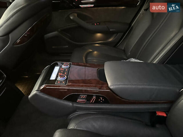 Серый Ауди А8, объемом двигателя 2.97 л и пробегом 267 тыс. км за 26500 $, фото 49 на Automoto.ua