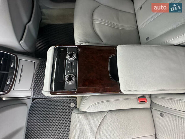 Серый Ауди А8, объемом двигателя 3 л и пробегом 198 тыс. км за 19999 $, фото 12 на Automoto.ua