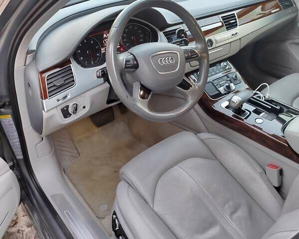 Сірий Ауді A8, об'ємом двигуна 3 л та пробігом 221 тис. км за 15900 $, фото 7 на Automoto.ua