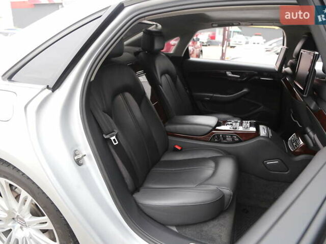 Серый Ауди А8, объемом двигателя 4 л и пробегом 204 тыс. км за 20700 $, фото 10 на Automoto.ua