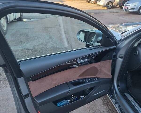 Сірий Ауді A8, об'ємом двигуна 3 л та пробігом 193 тис. км за 25000 $, фото 8 на Automoto.ua
