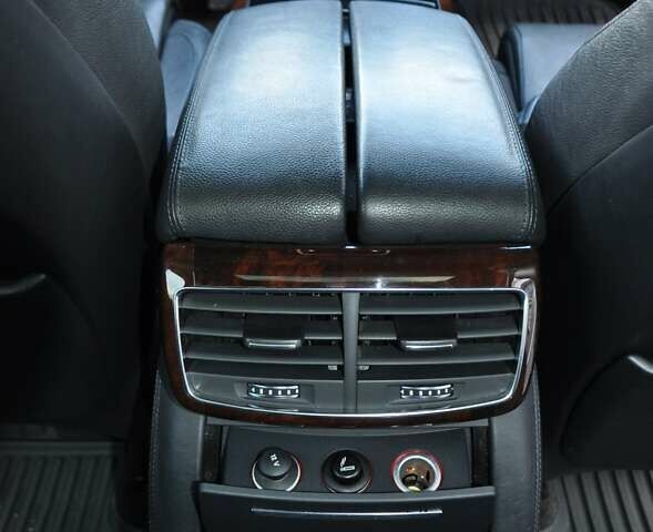 Серый Ауди А8, объемом двигателя 3 л и пробегом 214 тыс. км за 20900 $, фото 19 на Automoto.ua