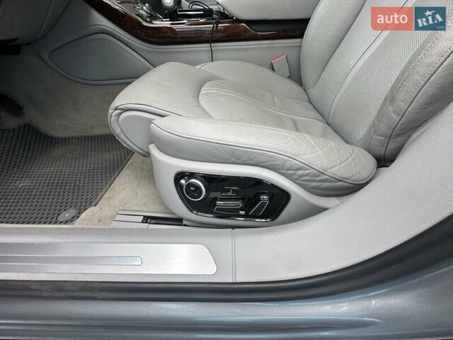 Серый Ауди А8, объемом двигателя 3 л и пробегом 198 тыс. км за 19999 $, фото 18 на Automoto.ua