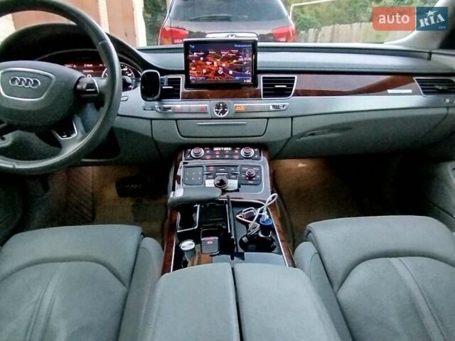 Сірий Ауді A8, об'ємом двигуна 3 л та пробігом 221 тис. км за 15900 $, фото 24 на Automoto.ua