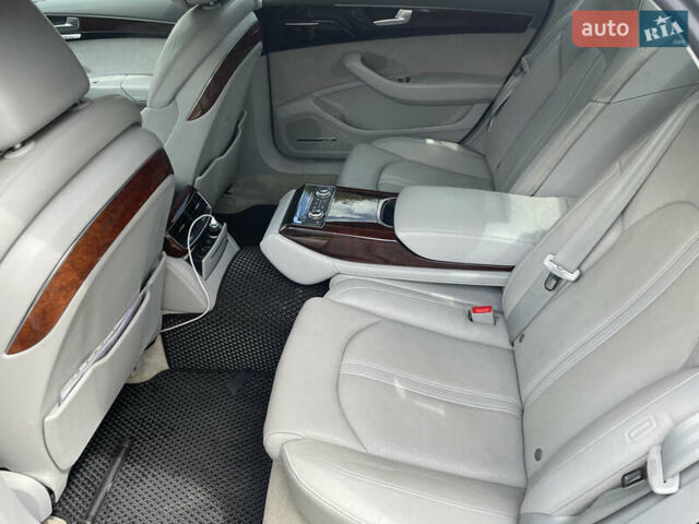 Серый Ауди А8, объемом двигателя 2.97 л и пробегом 227 тыс. км за 16900 $, фото 13 на Automoto.ua