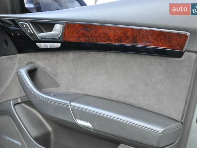 Серый Ауди А8, объемом двигателя 3 л и пробегом 214 тыс. км за 20900 $, фото 21 на Automoto.ua