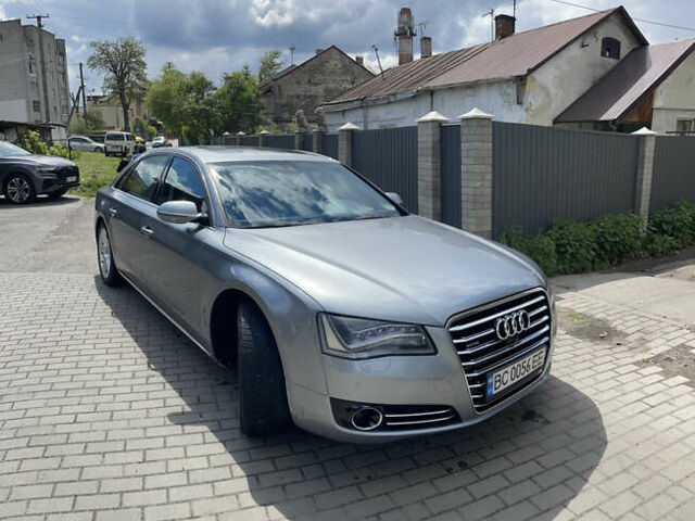 Серый Ауди А8, объемом двигателя 2.97 л и пробегом 227 тыс. км за 16900 $, фото 1 на Automoto.ua