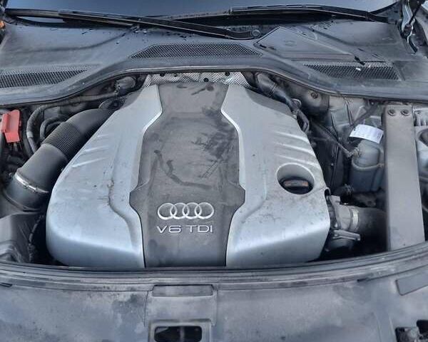 Сірий Ауді A8, об'ємом двигуна 3 л та пробігом 193 тис. км за 25000 $, фото 12 на Automoto.ua