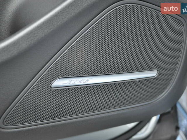 Серый Ауди А8, объемом двигателя 3 л и пробегом 214 тыс. км за 20900 $, фото 18 на Automoto.ua