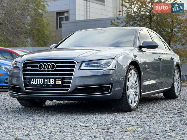 Ауді A8 2014 у Бердичеве на Automoto.ua Сірий Ауді A8, об'ємом двигуна 4.2 л та пробігом 239 тис. км за 34500 $, фото 7 на Automoto.ua