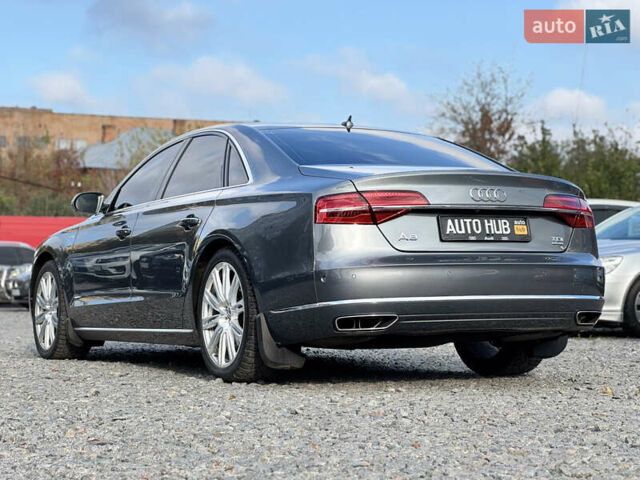 Ауді A8 2014 у Бердичеве на Automoto.ua Сірий Ауді A8, об'ємом двигуна 4.2 л та пробігом 239 тис. км за 34500 $, фото 11 на Automoto.ua