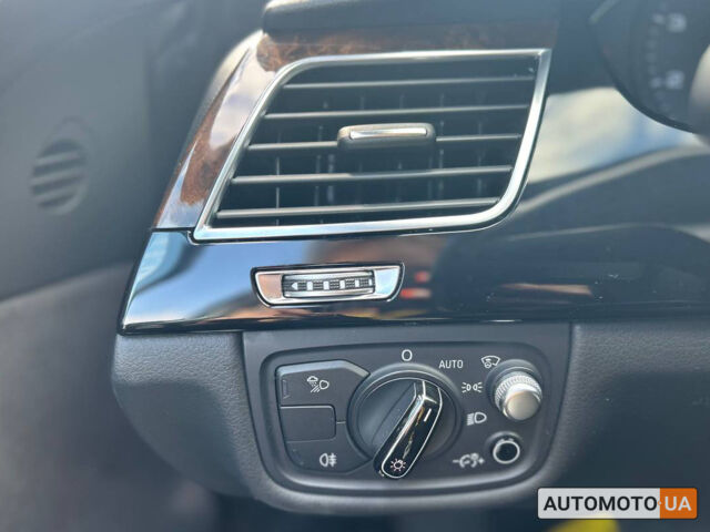 Сірий Ауді A8, об'ємом двигуна 4 л та пробігом 124 тис. км за 28200 $, фото 12 на Automoto.ua