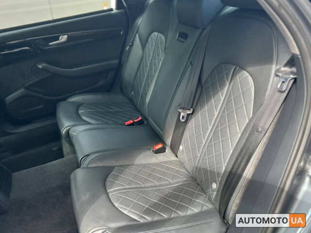 Сірий Ауді A8, об'ємом двигуна 4 л та пробігом 124 тис. км за 28200 $, фото 21 на Automoto.ua