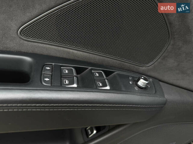 Сірий Ауді A8, об'ємом двигуна 3 л та пробігом 245 тис. км за 18490 $, фото 13 на Automoto.ua