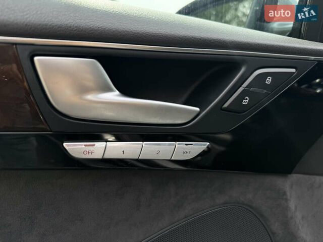 Серый Ауди А8, объемом двигателя 3 л и пробегом 243 тыс. км за 14990 $, фото 14 на Automoto.ua