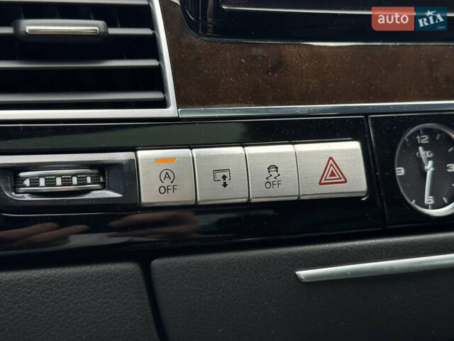 Сірий Ауді A8, об'ємом двигуна 3 л та пробігом 243 тис. км за 14990 $, фото 18 на Automoto.ua