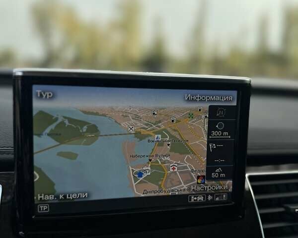 Серый Ауди А8, объемом двигателя 4.13 л и пробегом 219 тыс. км за 29599 $, фото 30 на Automoto.ua