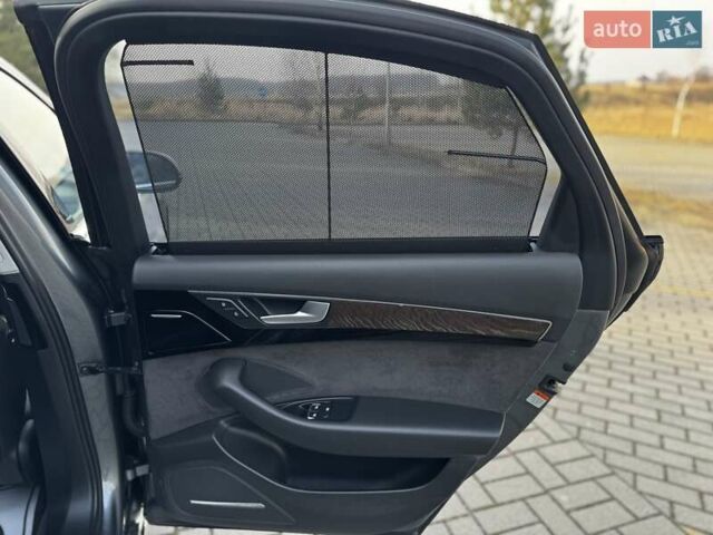 Сірий Ауді A8, об'ємом двигуна 3 л та пробігом 159 тис. км за 29950 $, фото 79 на Automoto.ua