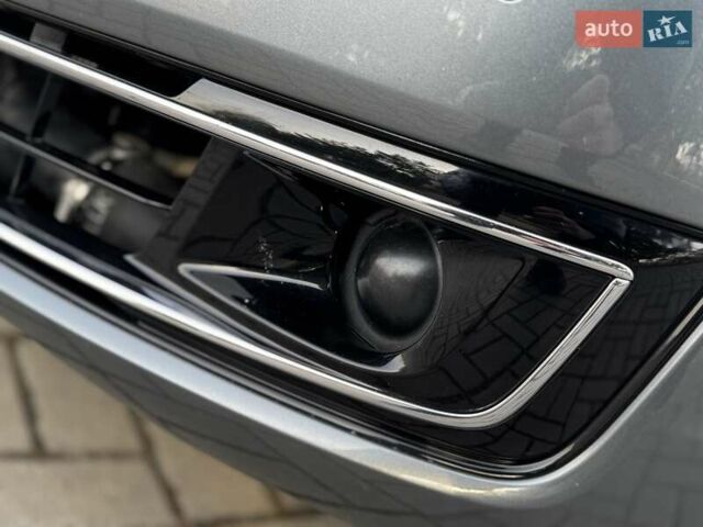 Сірий Ауді A8, об'ємом двигуна 3 л та пробігом 159 тис. км за 29950 $, фото 17 на Automoto.ua