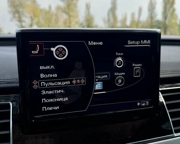 Серый Ауди А8, объемом двигателя 4.13 л и пробегом 219 тыс. км за 29599 $, фото 36 на Automoto.ua