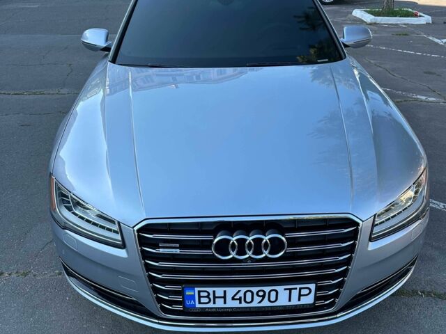 Сірий Ауді A8, об'ємом двигуна 3 л та пробігом 172 тис. км за 22900 $, фото 1 на Automoto.ua