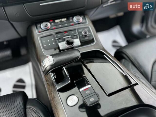 Сірий Ауді A8, об'ємом двигуна 3 л та пробігом 159 тис. км за 29950 $, фото 64 на Automoto.ua
