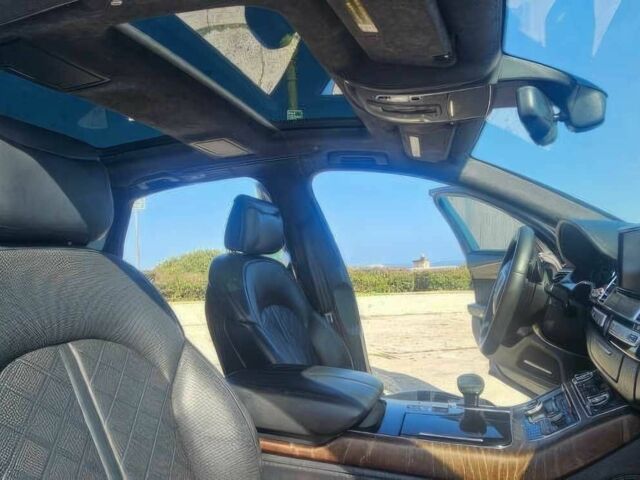 Серый Ауди А8, объемом двигателя 4 л и пробегом 79 тыс. км за 6100 $, фото 9 на Automoto.ua