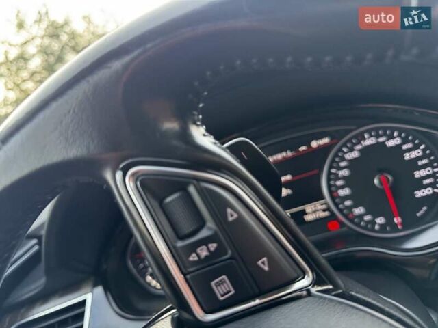 Сірий Ауді A8, об'ємом двигуна 3 л та пробігом 159 тис. км за 29950 $, фото 98 на Automoto.ua