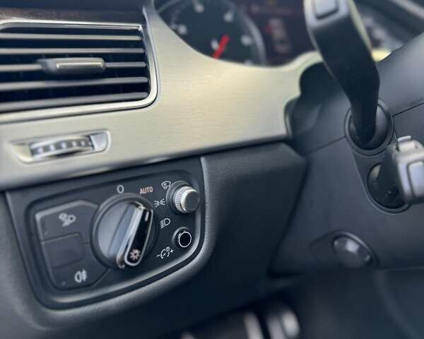 Серый Ауди А8, объемом двигателя 4.13 л и пробегом 219 тыс. км за 29599 $, фото 27 на Automoto.ua