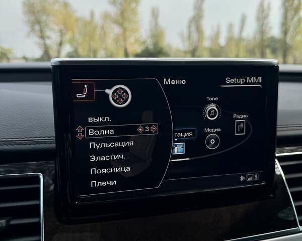 Серый Ауди А8, объемом двигателя 4.13 л и пробегом 219 тыс. км за 29599 $, фото 35 на Automoto.ua