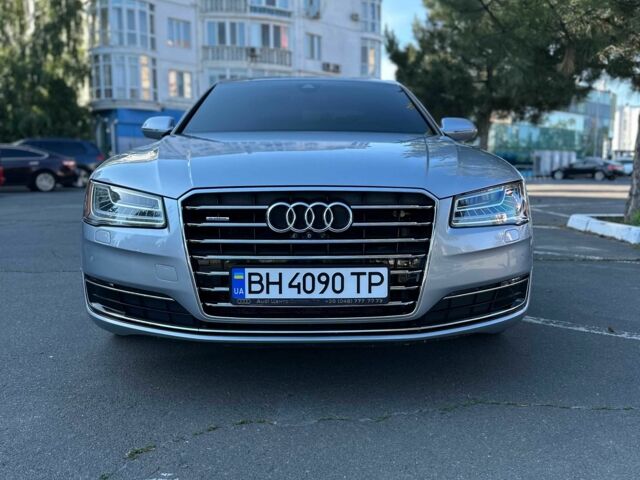 Сірий Ауді A8, об'ємом двигуна 3 л та пробігом 172 тис. км за 22900 $, фото 2 на Automoto.ua