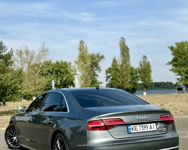 Серый Ауди А8, объемом двигателя 4.13 л и пробегом 219 тыс. км за 29599 $, фото 10 на Automoto.ua