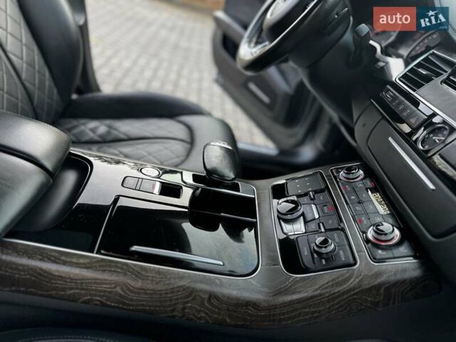 Сірий Ауді A8, об'ємом двигуна 3 л та пробігом 159 тис. км за 29950 $, фото 75 на Automoto.ua