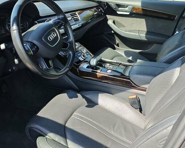 Серый Ауди А8, объемом двигателя 3 л и пробегом 158 тыс. км за 22000 $, фото 11 на Automoto.ua